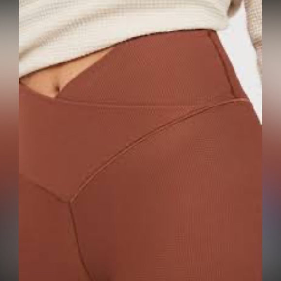 Aerie Offline Real Me 7/8 Waffle Knit High Waisted Crossover Leggings NWT S Rust - Picture 4 of 12
